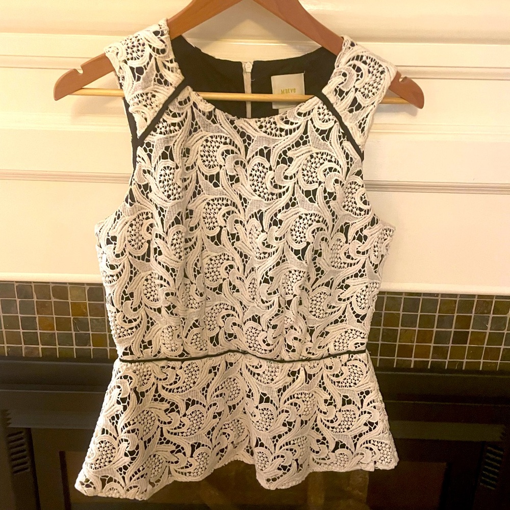 Maeve Scrolling Lace Peplum Blouse Top Size 8 Black Motif NW ANTHROPOLOGIE Tag
